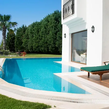 Villa Rana By Important Group Travel
